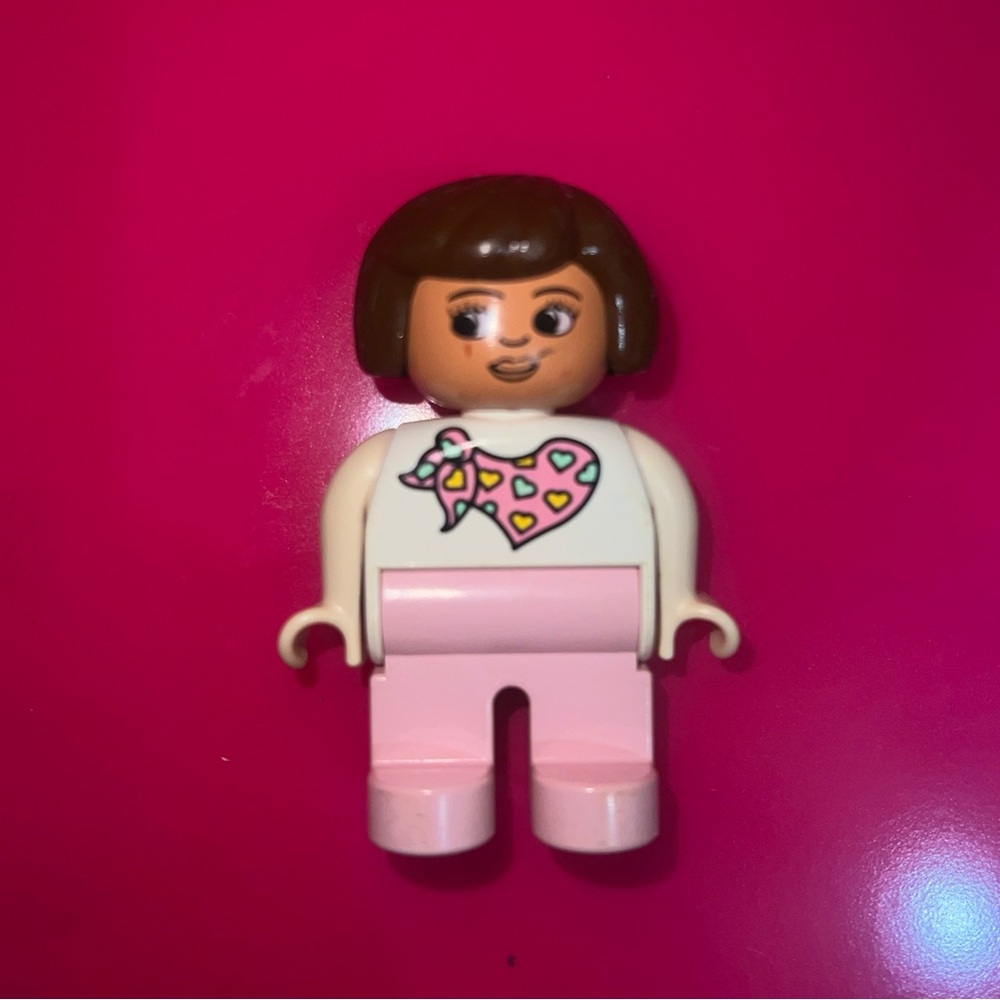 Lego Duplo Vintage Mini Figs Figure MOM Woman Brown Hair Pink Bandana